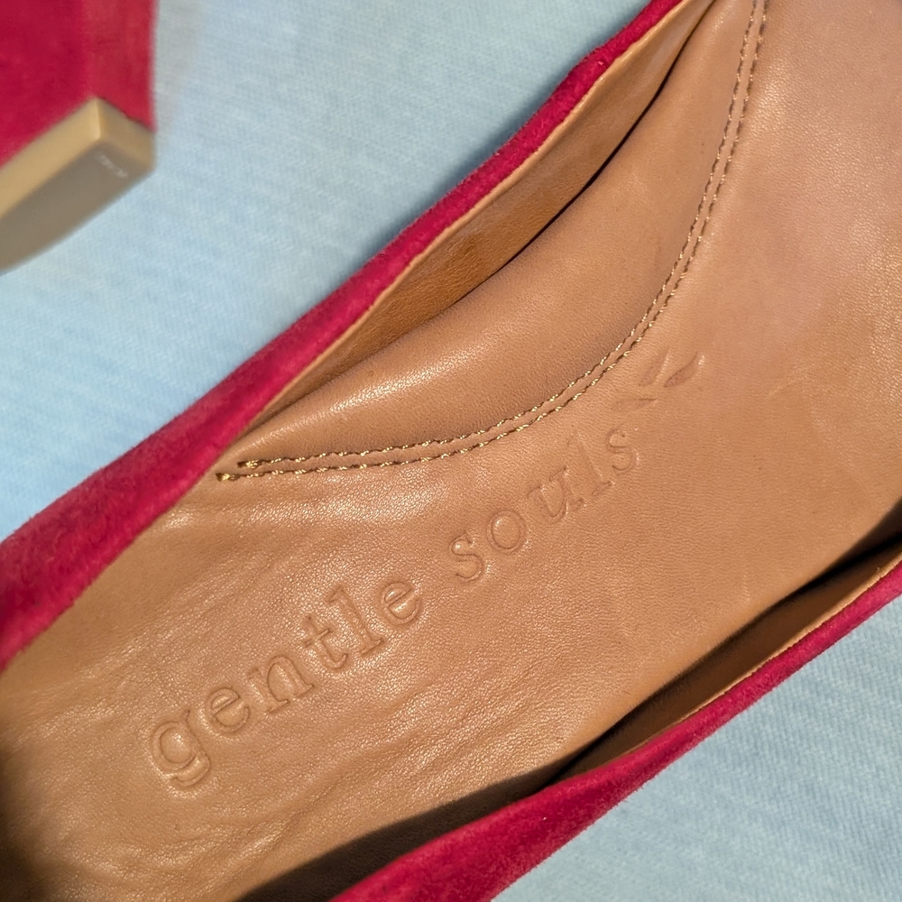 Gentle Souls Women's Red Suede Heels - Picture 6 of 8